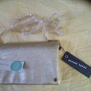 Street level Cross body